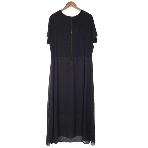 Elegant Black Midi Dress - Picture 2 of 7